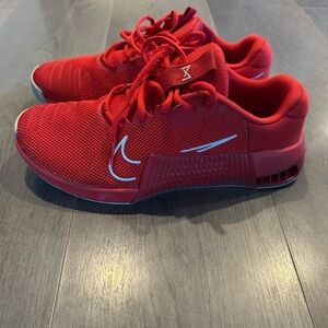 Men’s Size 9 Nike Metcons